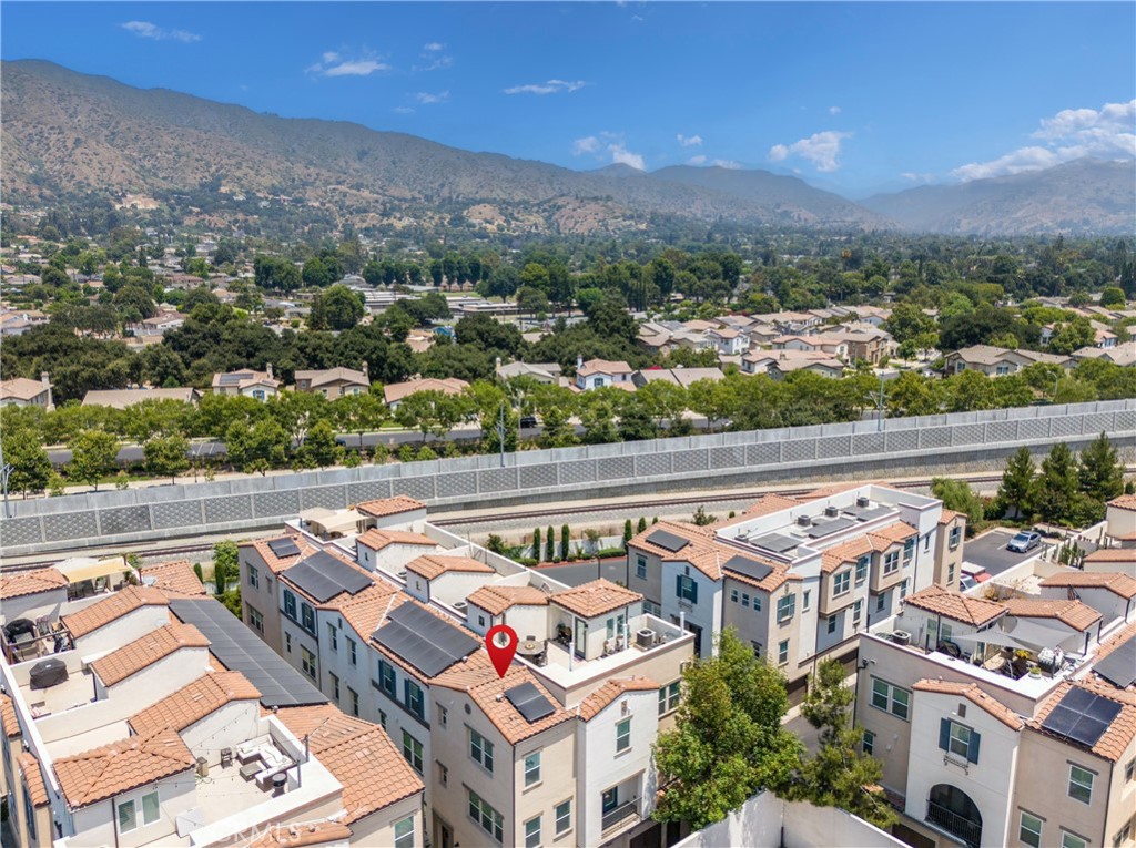 639 W Foothill Boulevard 12