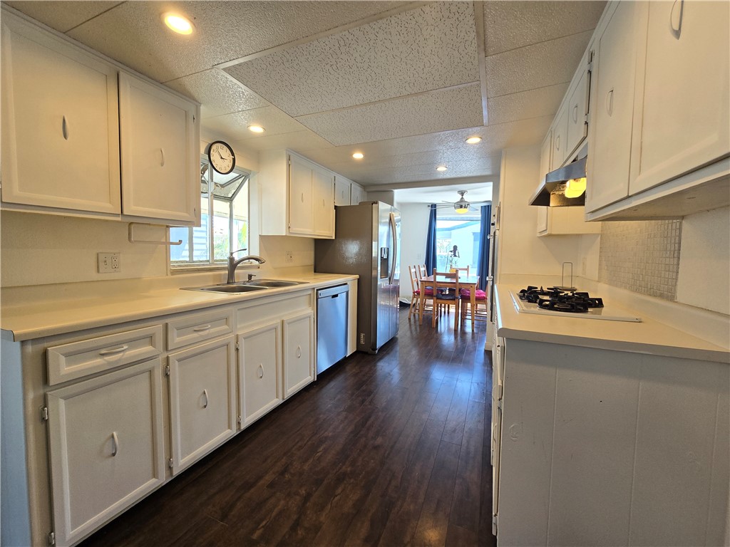 21851 Newland Street 119