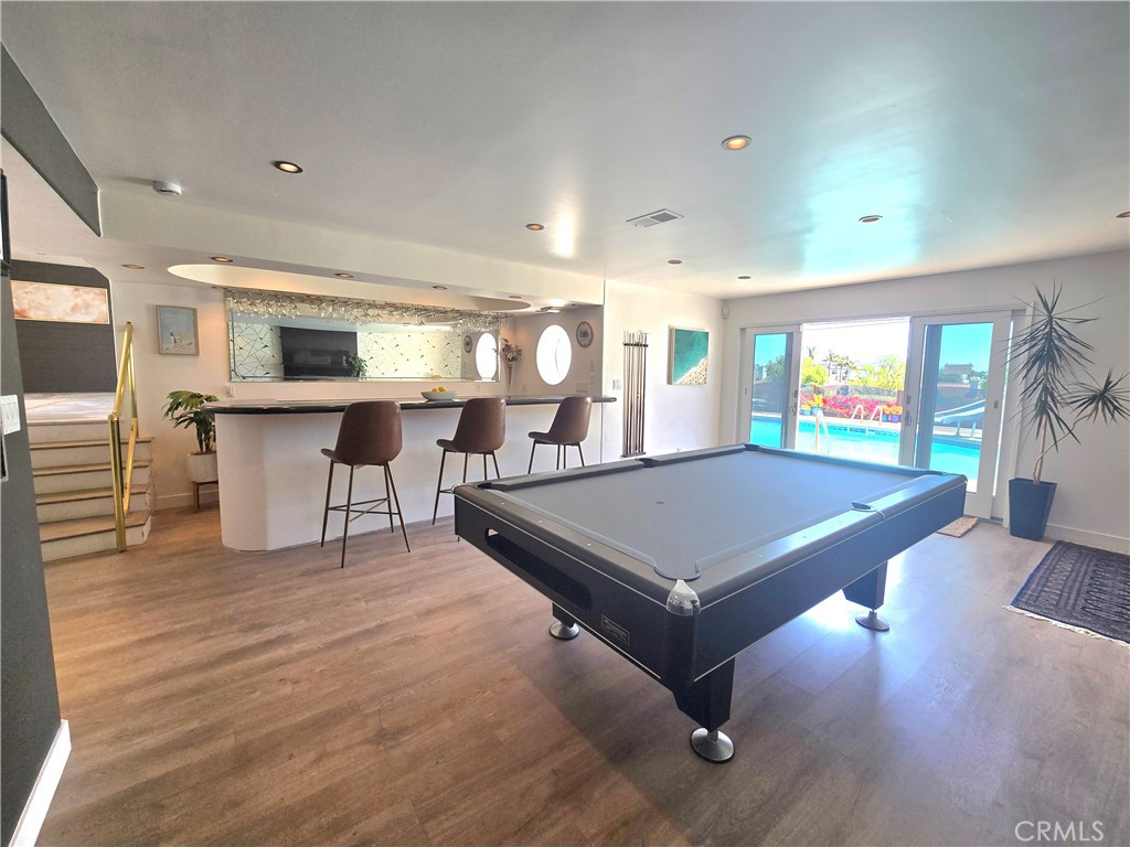 5726 Sunmist Drive