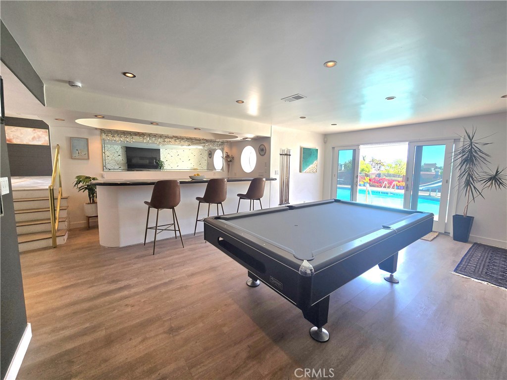 5726 Sunmist Drive