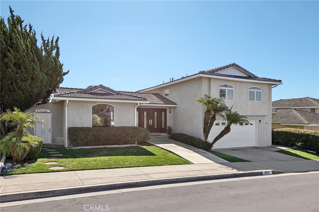 5726 Sunmist Drive