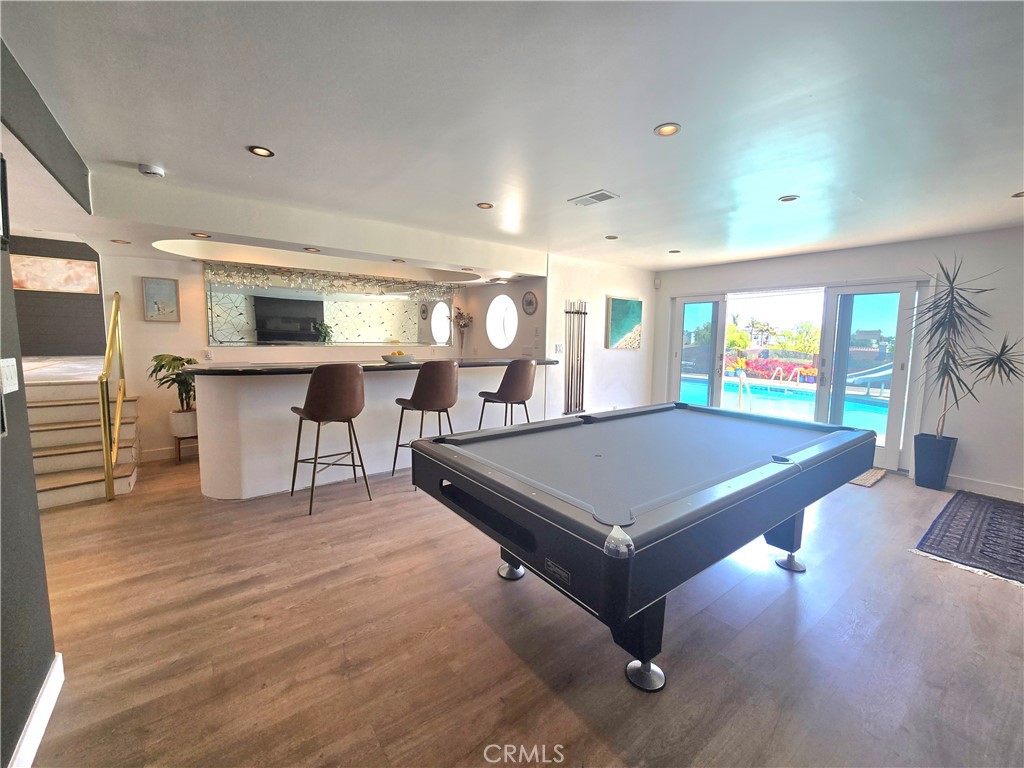 5726 Sunmist Drive