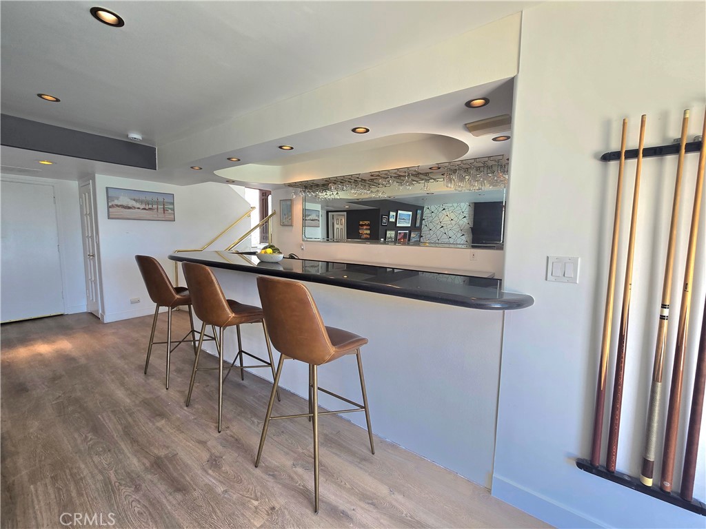 5726 Sunmist Drive