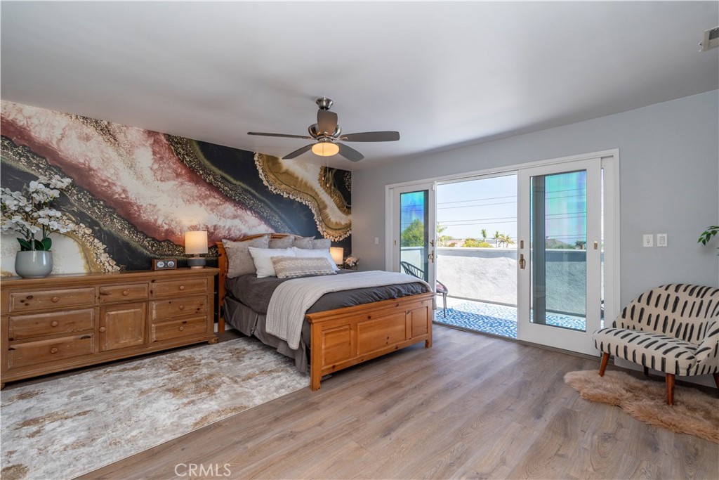 5726 Sunmist Drive