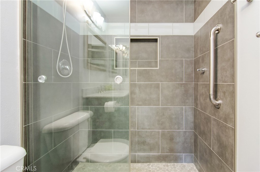 8777 Coral Springs Court 11B