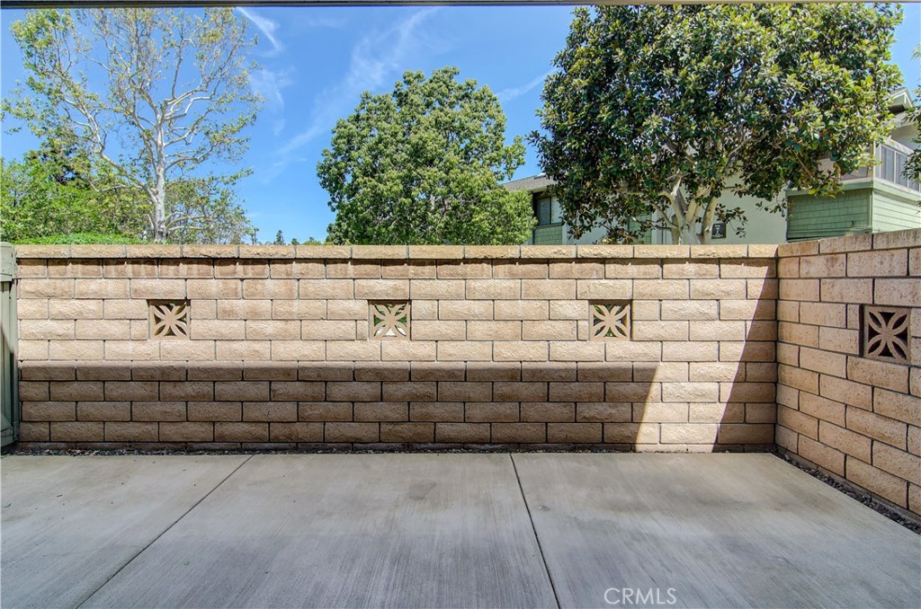 8777 Coral Springs Court 11B