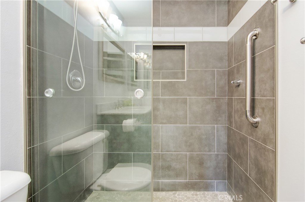 8777 Coral Springs Court 11B