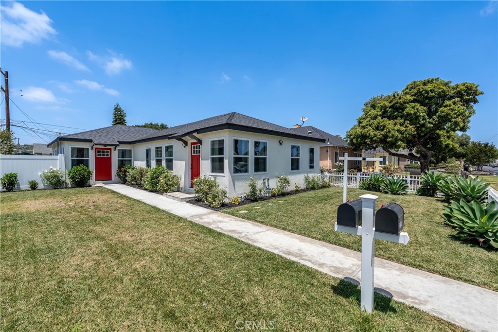 2241 Grand Ave