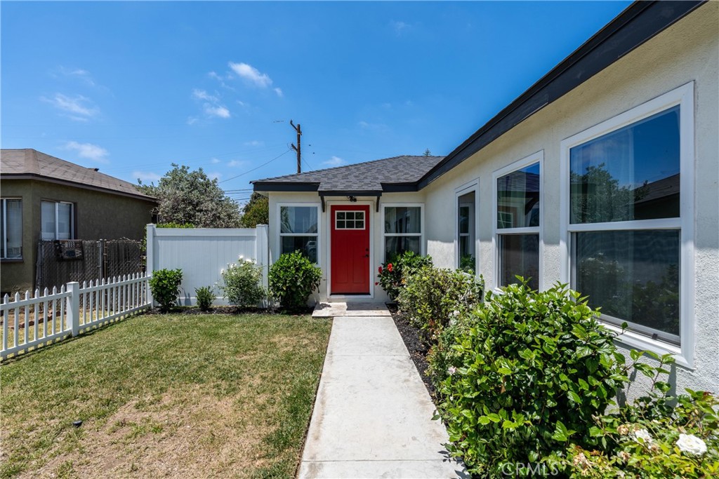 2241 Grand Ave