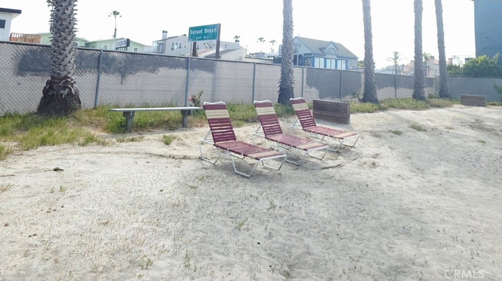 17072 Pacific Coast 100