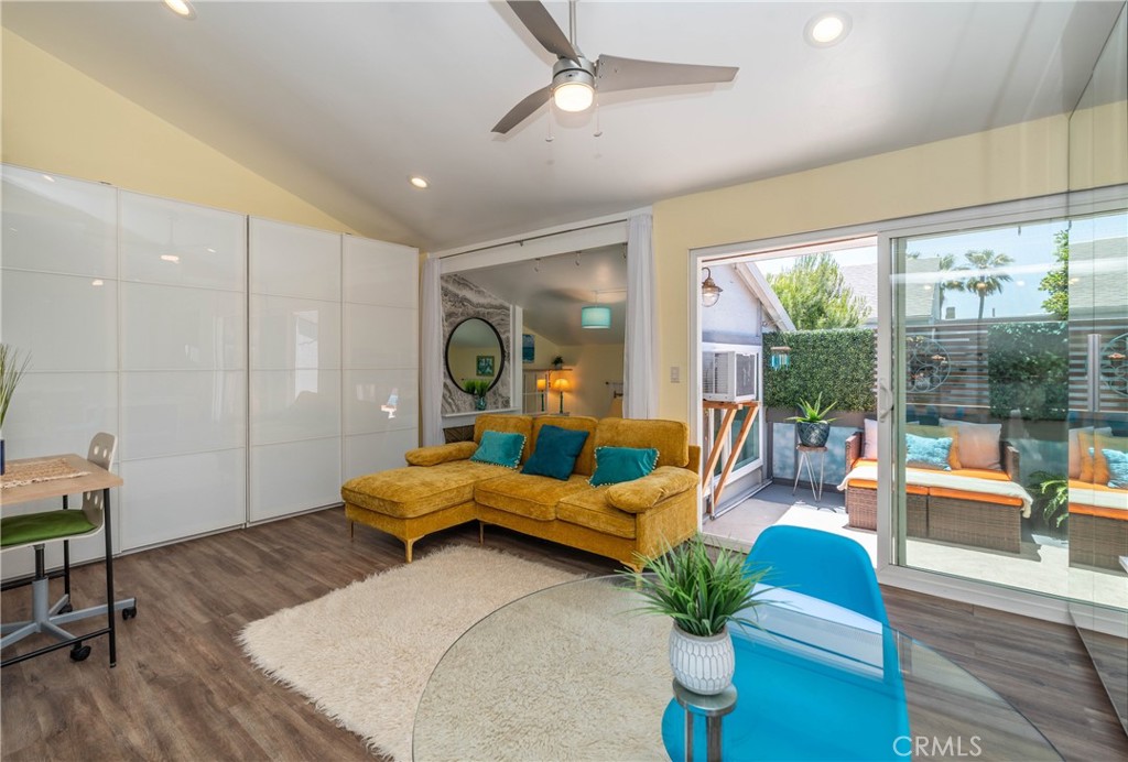 17072 Pacific Coast 100