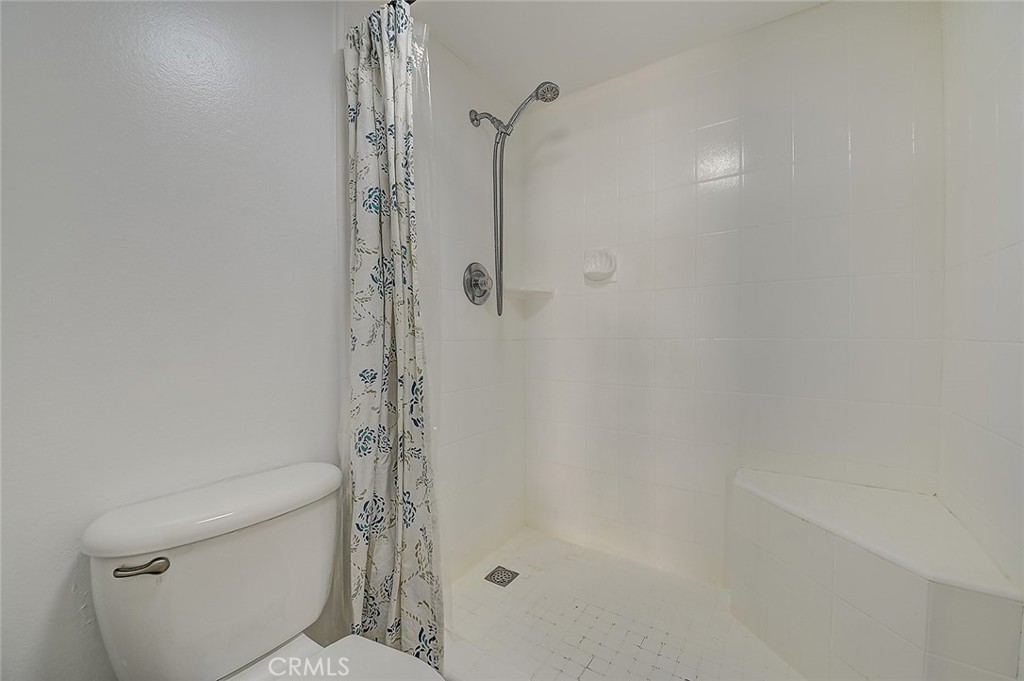 18683 Applewood Circle 16