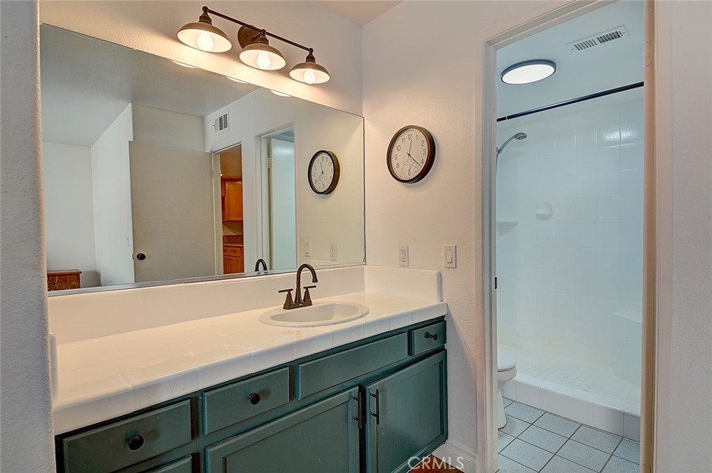 18683 Applewood Circle 16