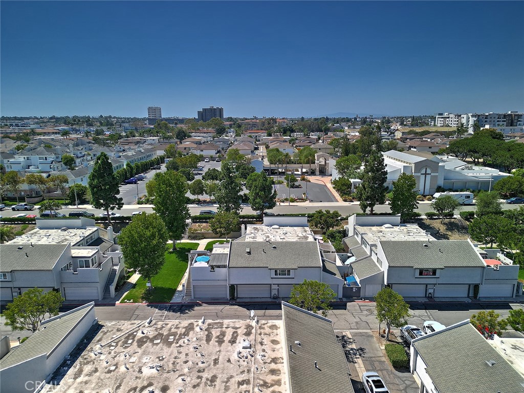 18683 Applewood Circle 16