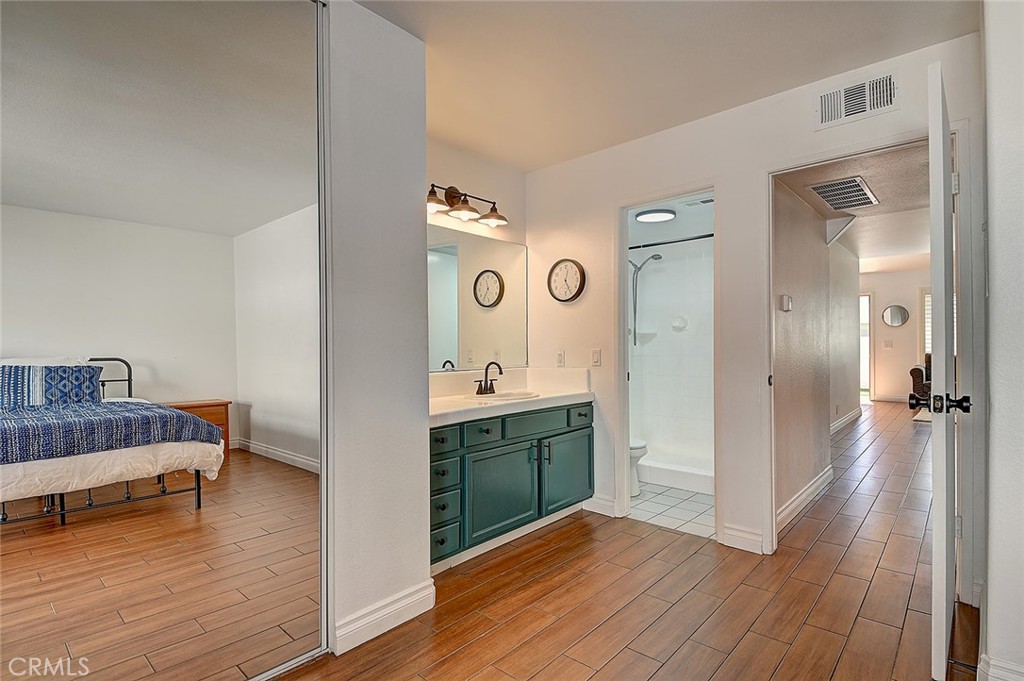 18683 Applewood Circle 16