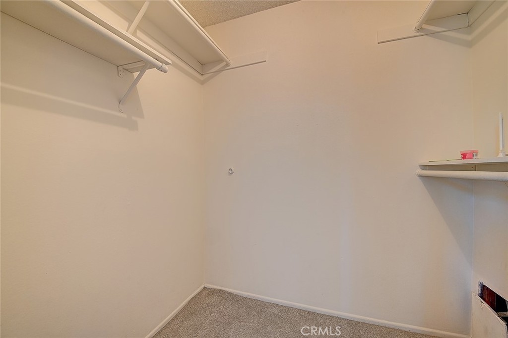 18683 Applewood Circle 16