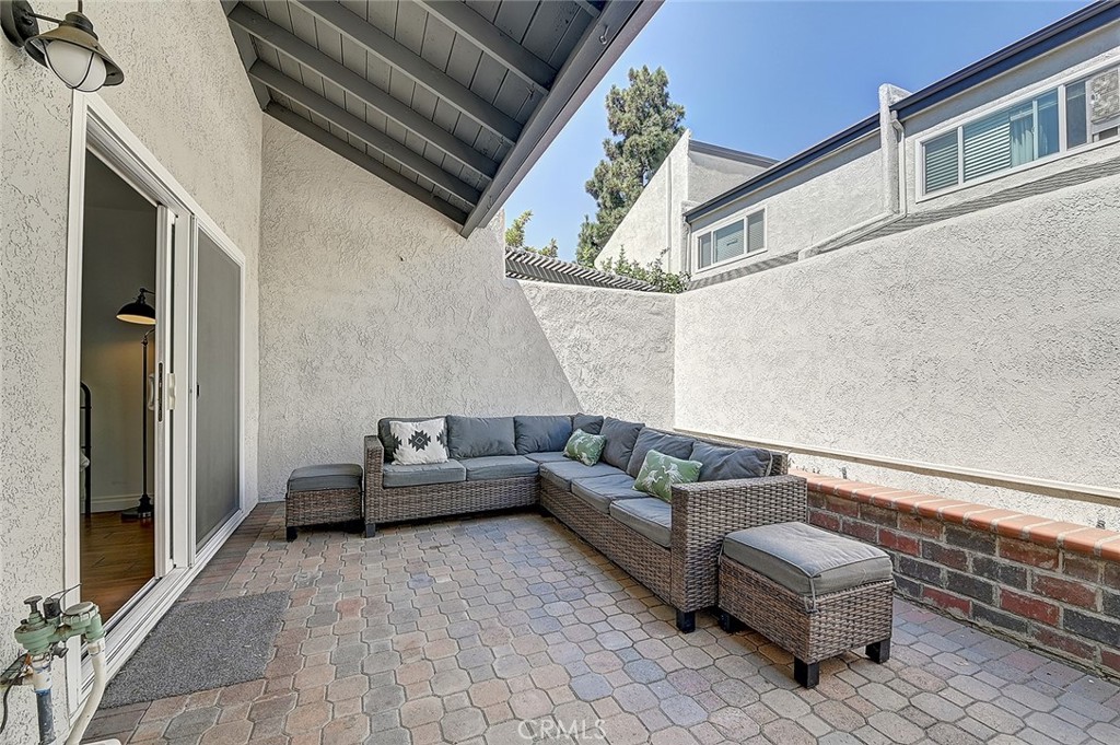 18683 Applewood Circle 16