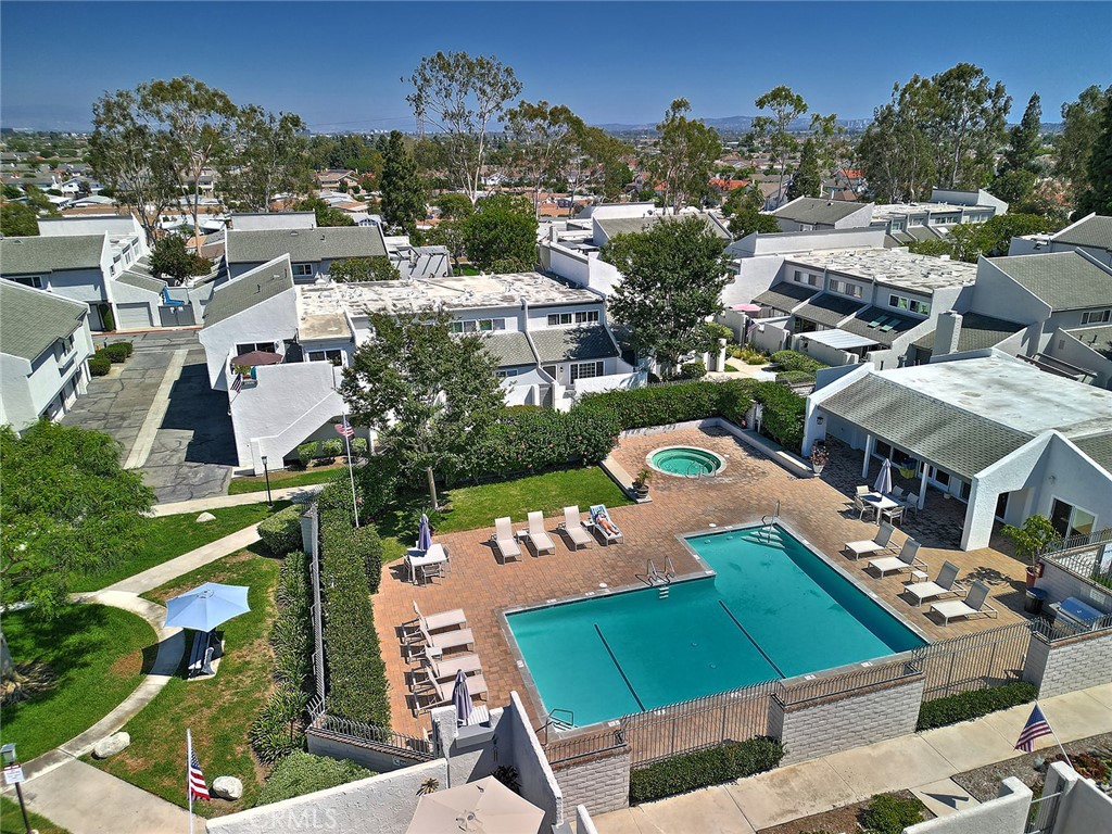 18683 Applewood Circle 16