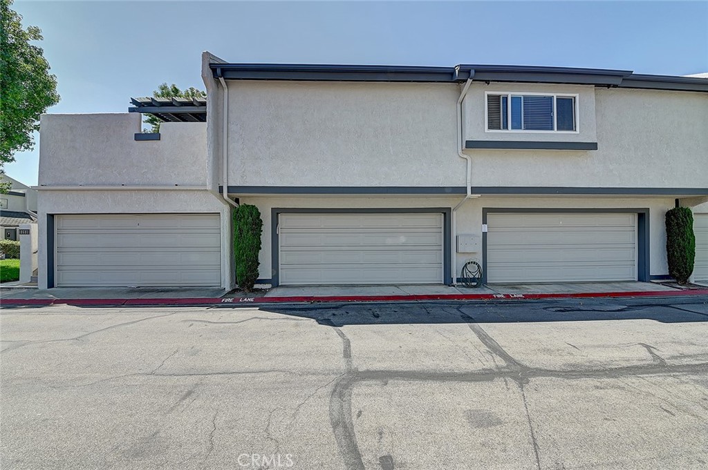 18683 Applewood Circle 16