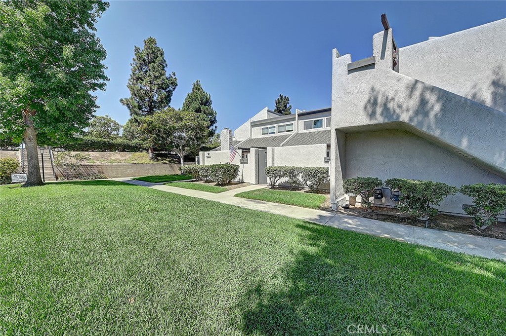 18683 Applewood Circle 16