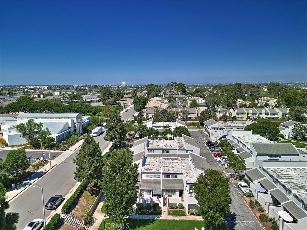 18683 Applewood Circle 16