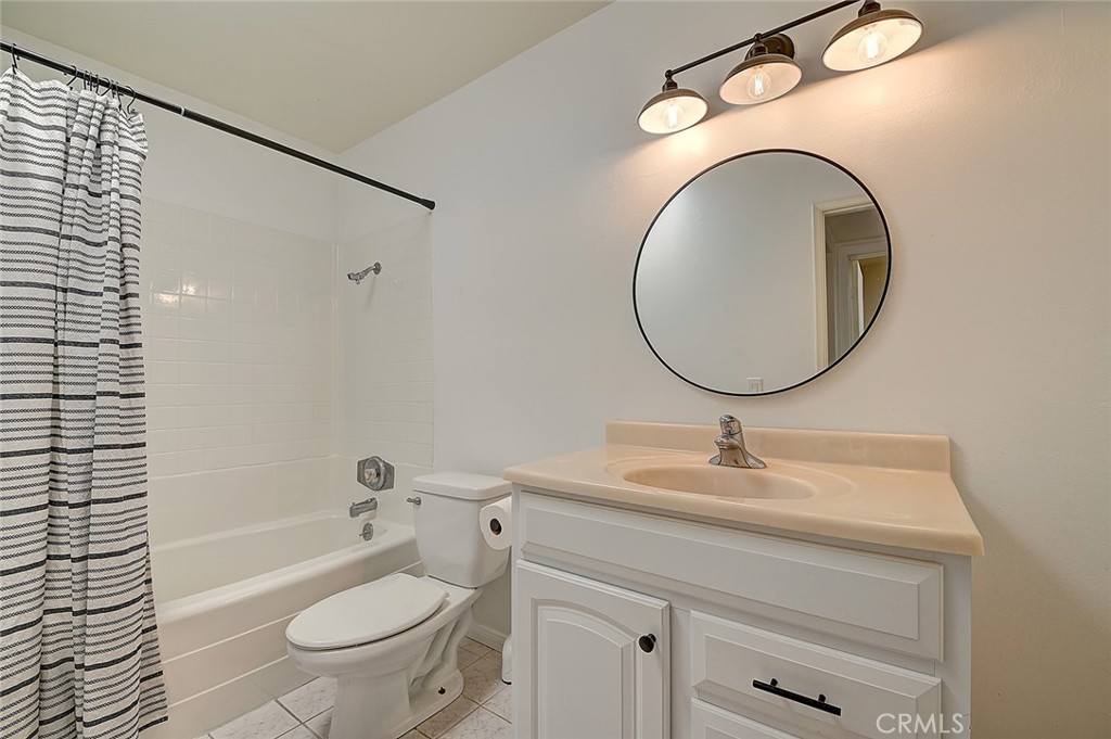 18683 Applewood Circle 16