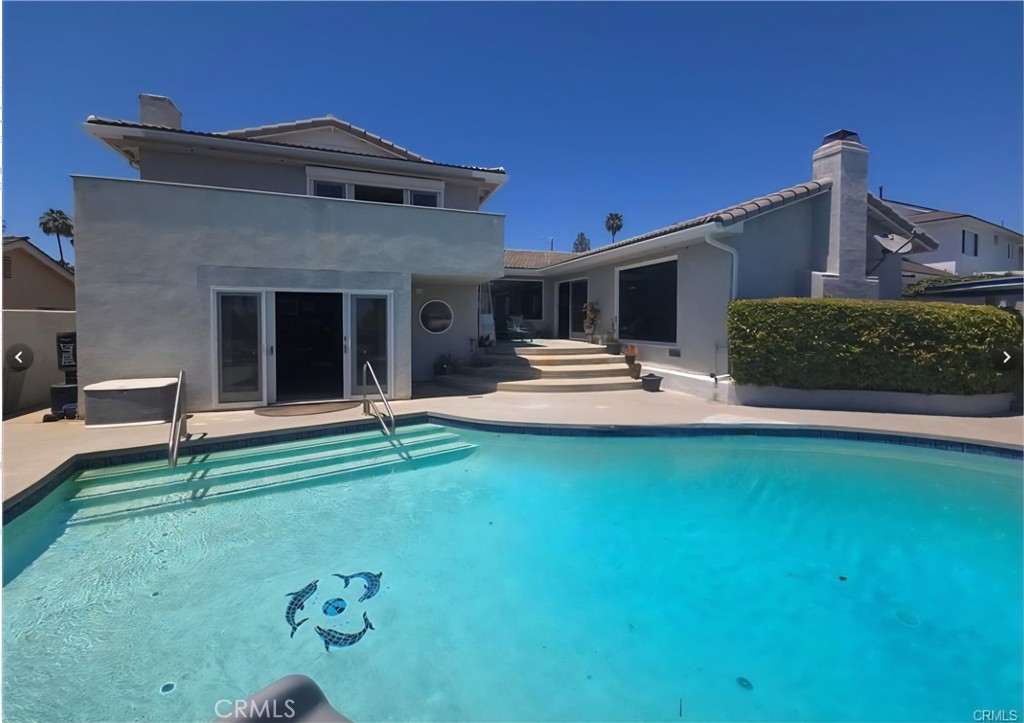 5726 Sunmist Drive