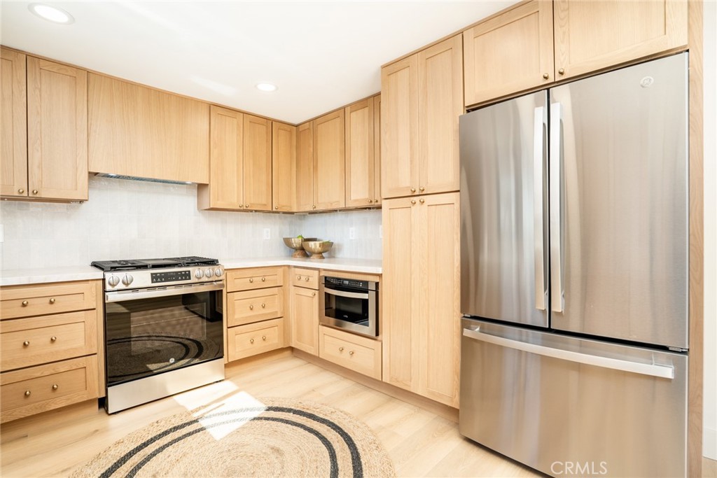 8342 Friesland Drive