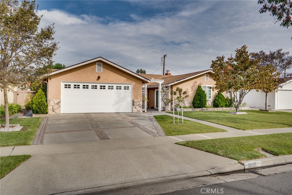 3115 W Teranimar
