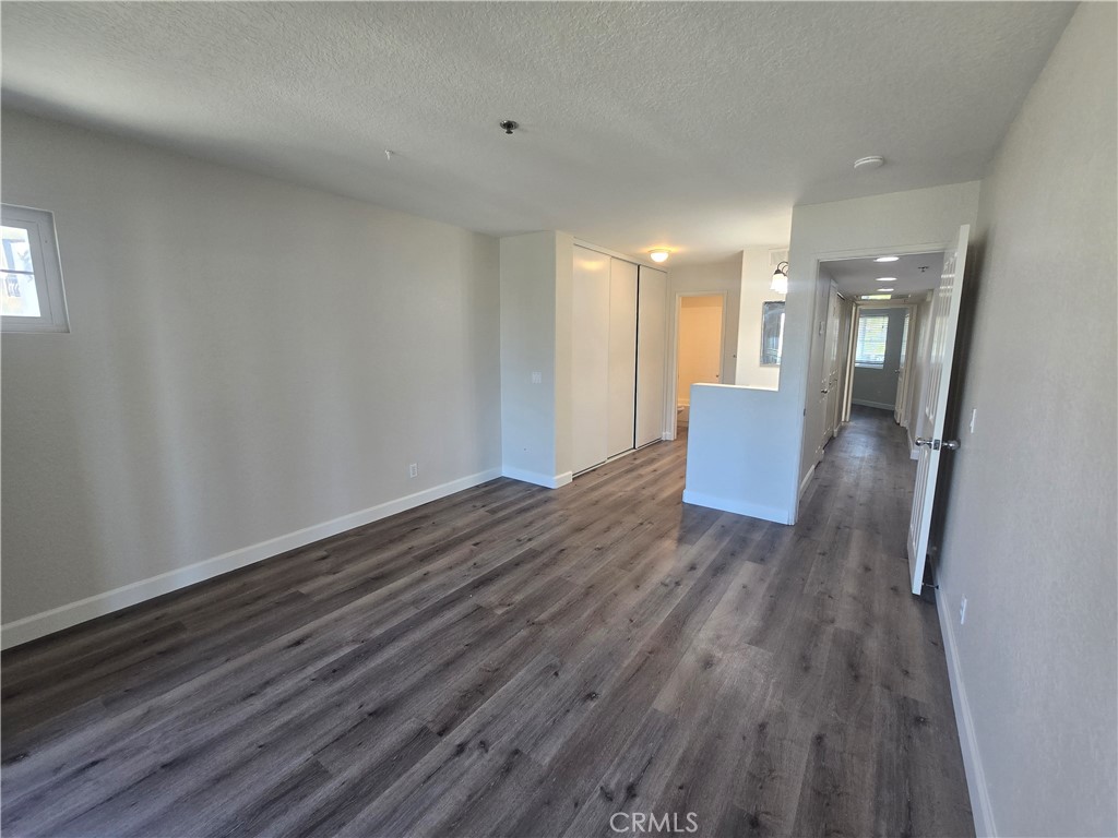 310 Lake 213