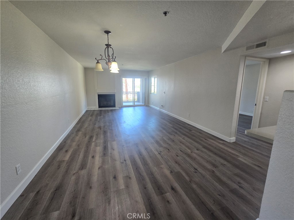 310 Lake 213
