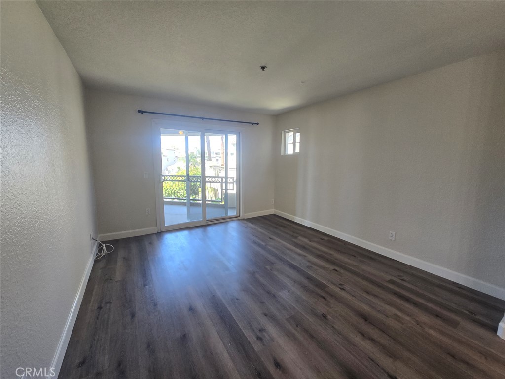 310 Lake 213