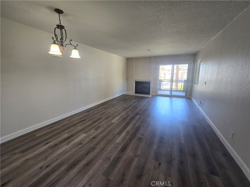 310 Lake 213