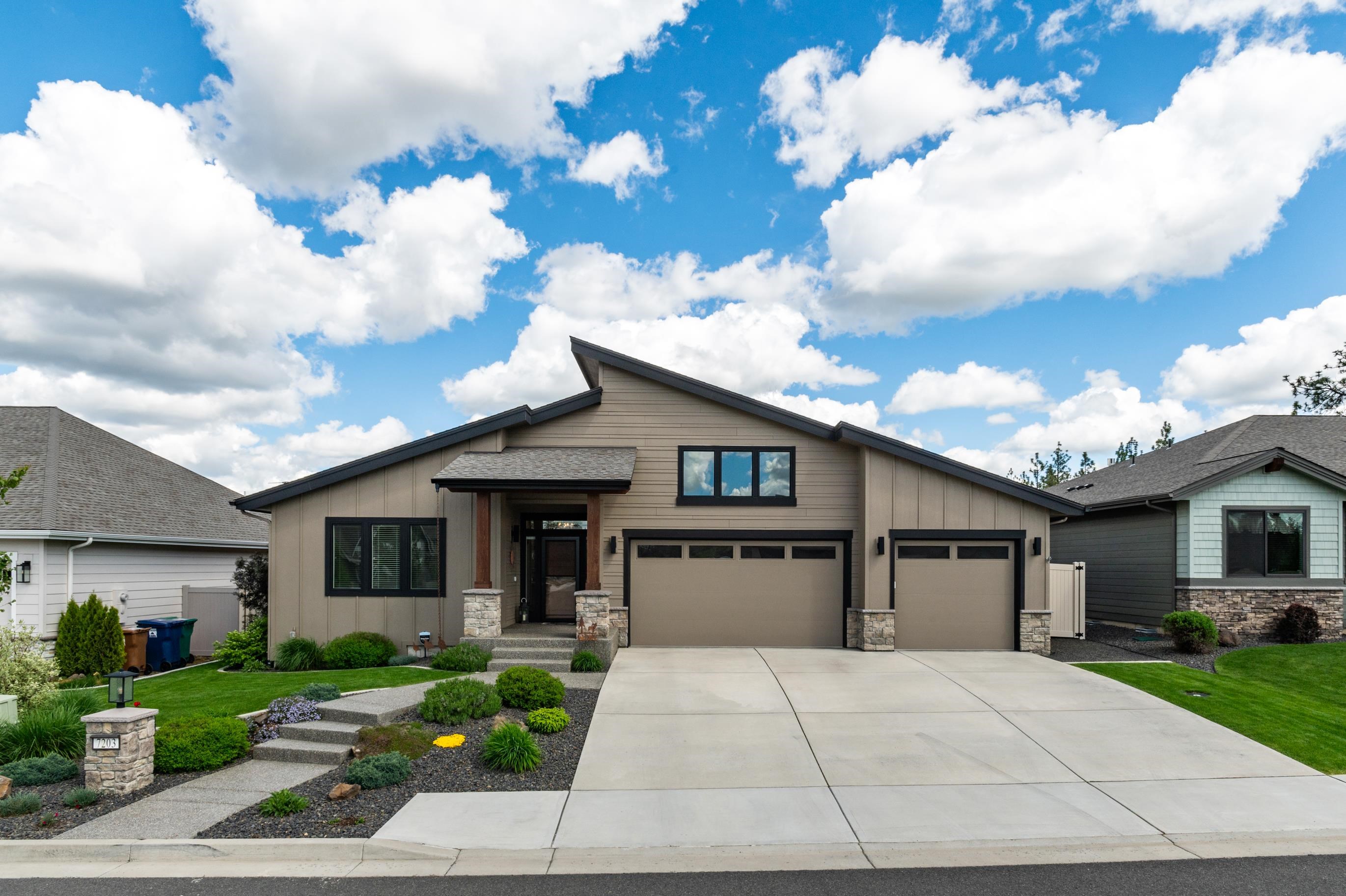 7203 S Tangle Heights Dr