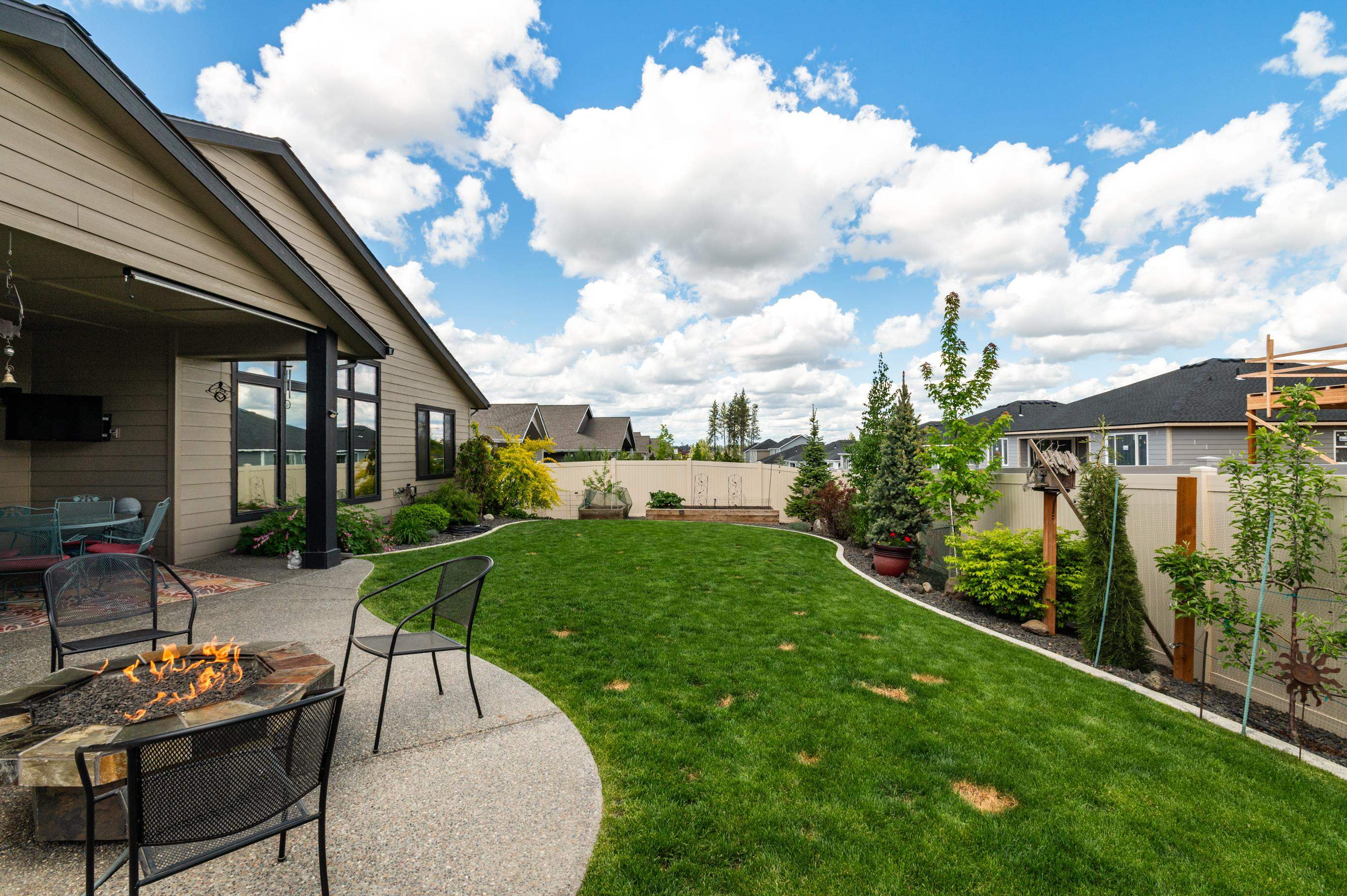 7203 S Tangle Heights Dr