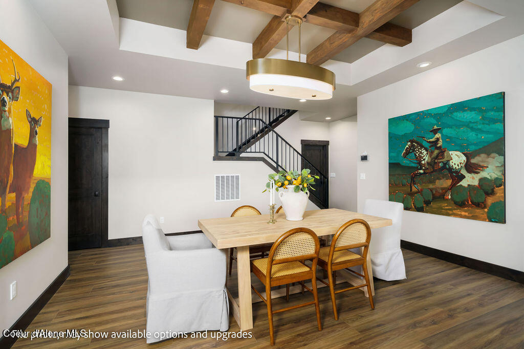 1080 E SLEEPING DEER AVE