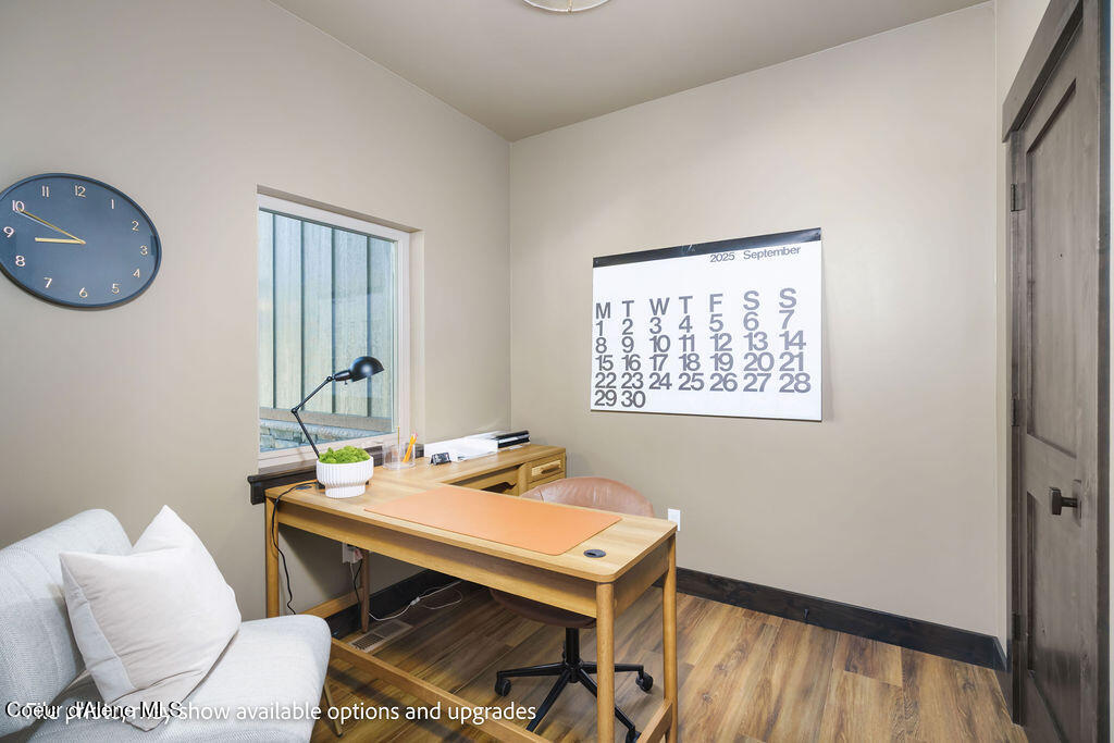 1080 E SLEEPING DEER AVE