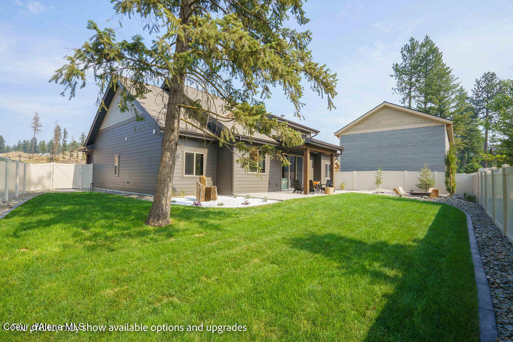 1080 E SLEEPING DEER AVE
