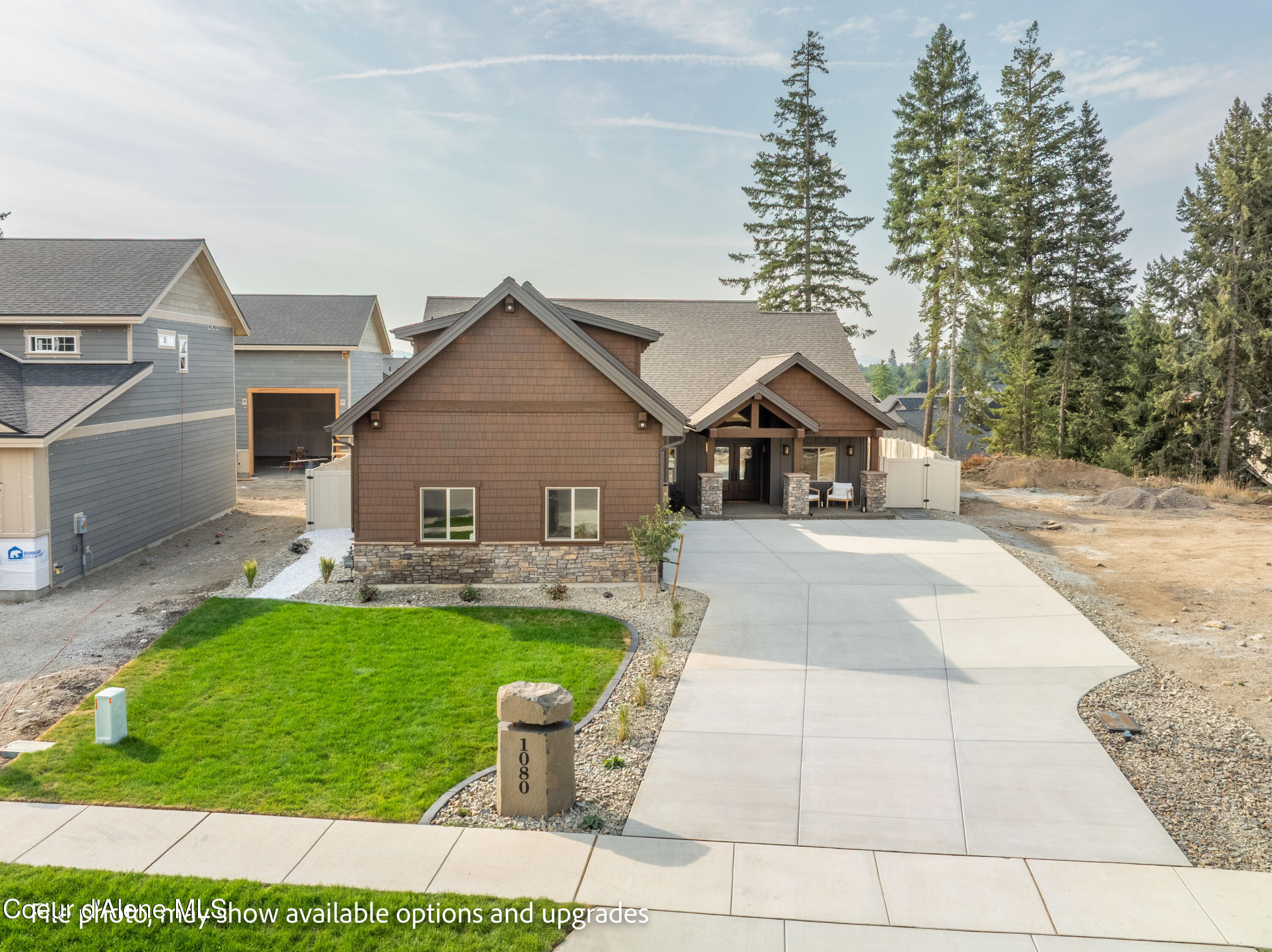 1080 E SLEEPING DEER AVE