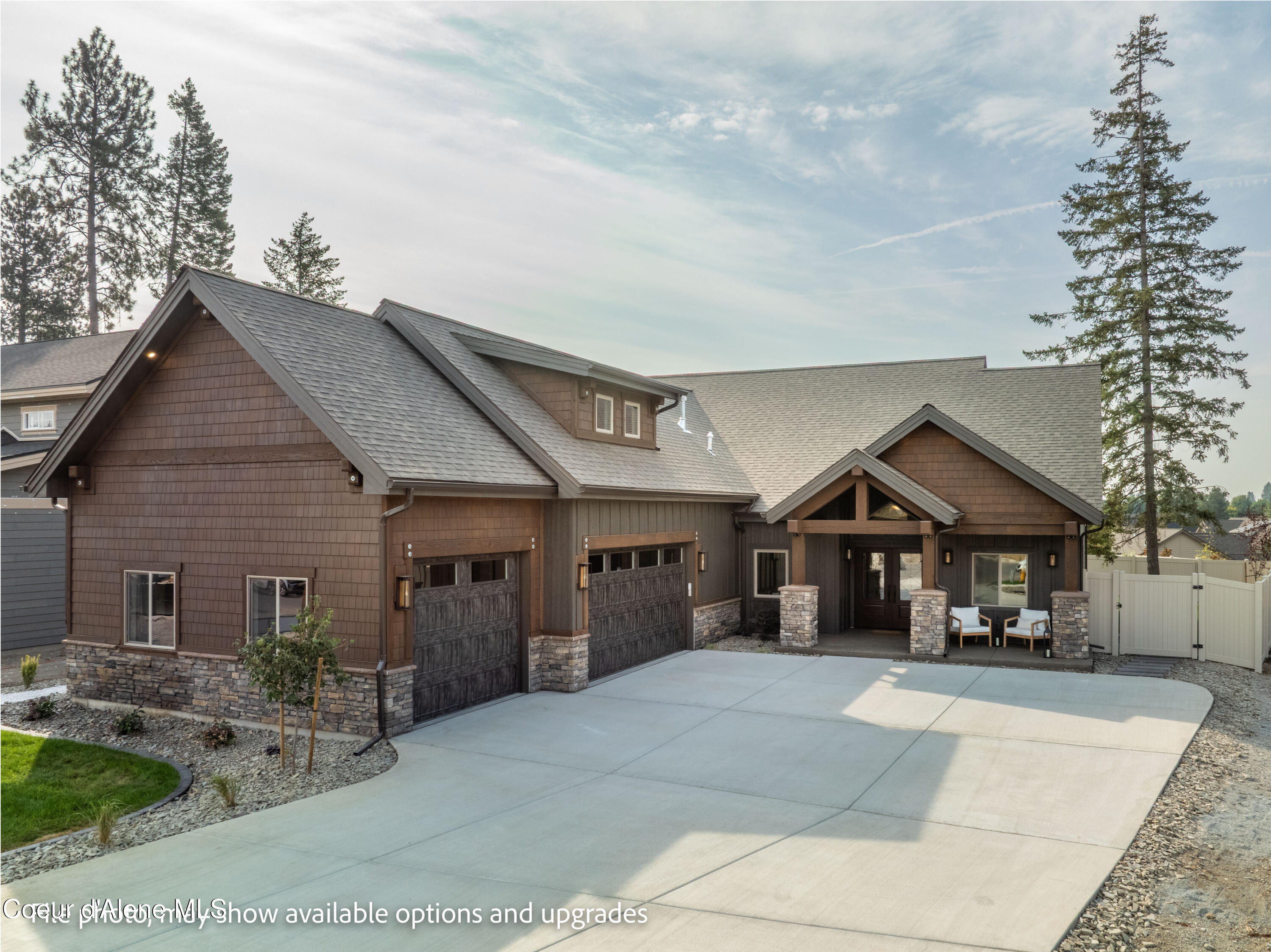 1080 E SLEEPING DEER AVE