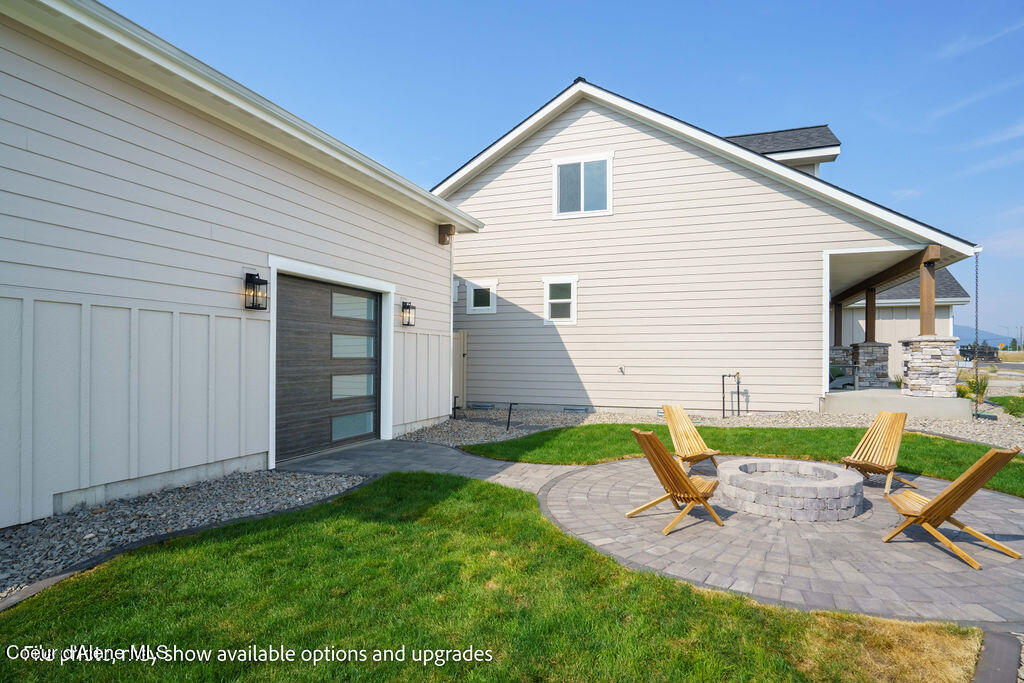 968 W CORDGRASS LN