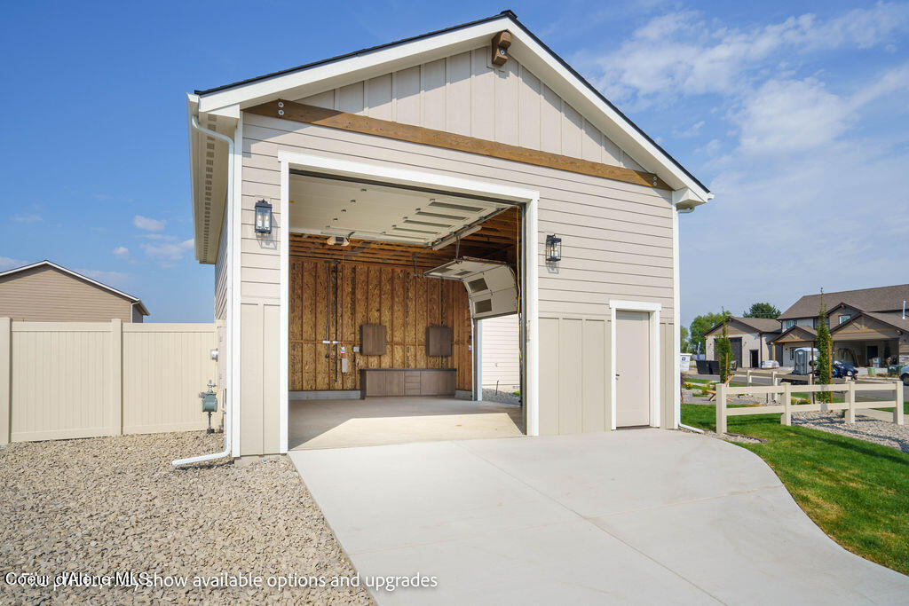 968 W CORDGRASS LN