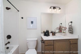 1133 W CORDGRASS AVE