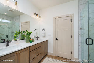 1133 W CORDGRASS AVE