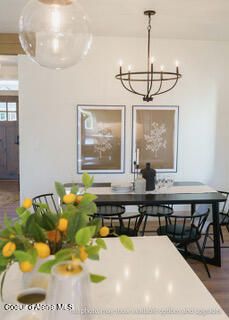 1133 W CORDGRASS AVE