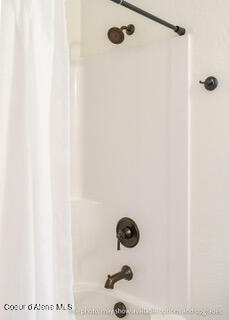 1133 W CORDGRASS AVE