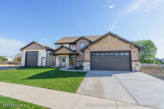 1133 W CORDGRASS AVE