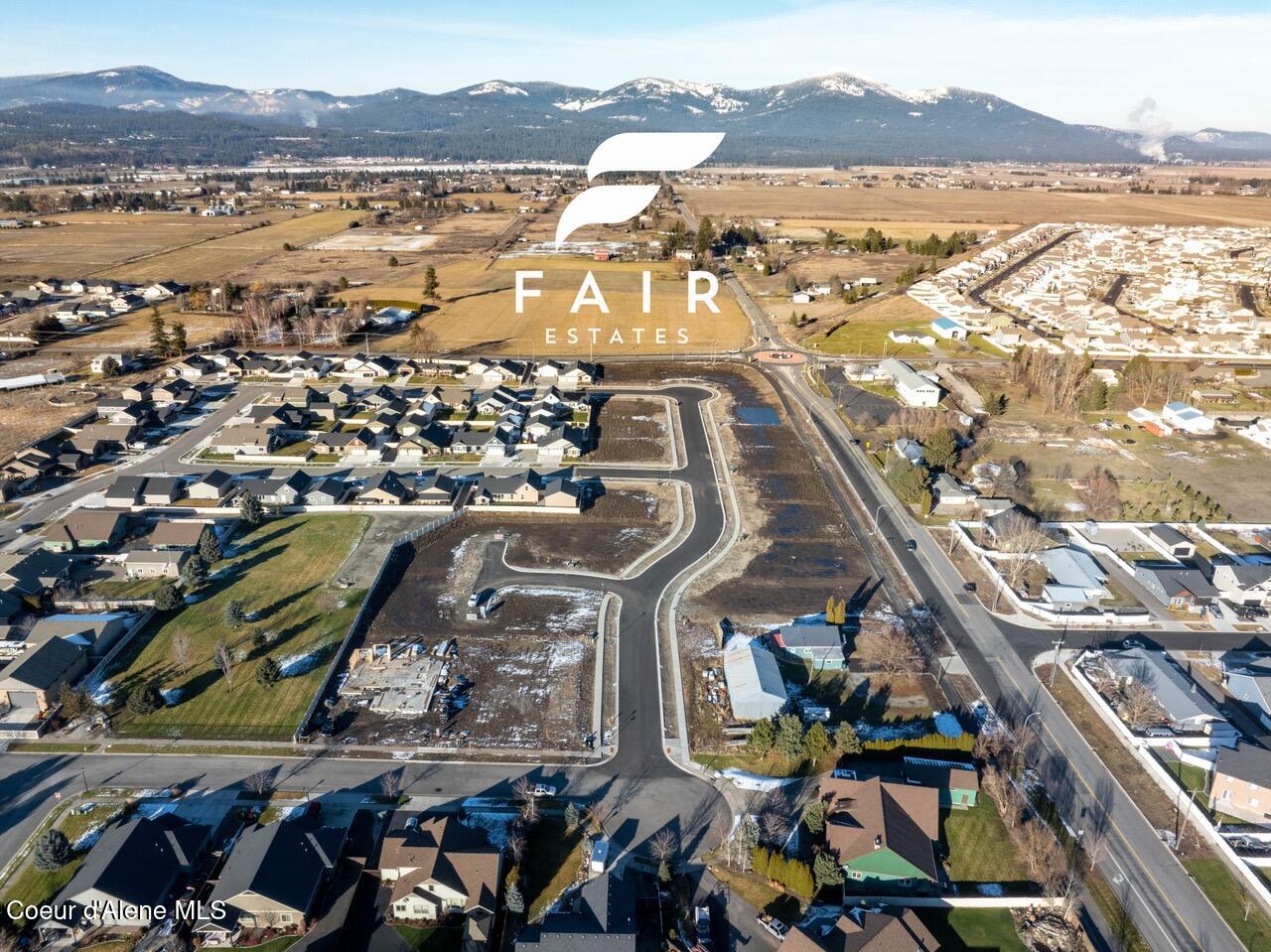 1021 W CORDGRASS AVE