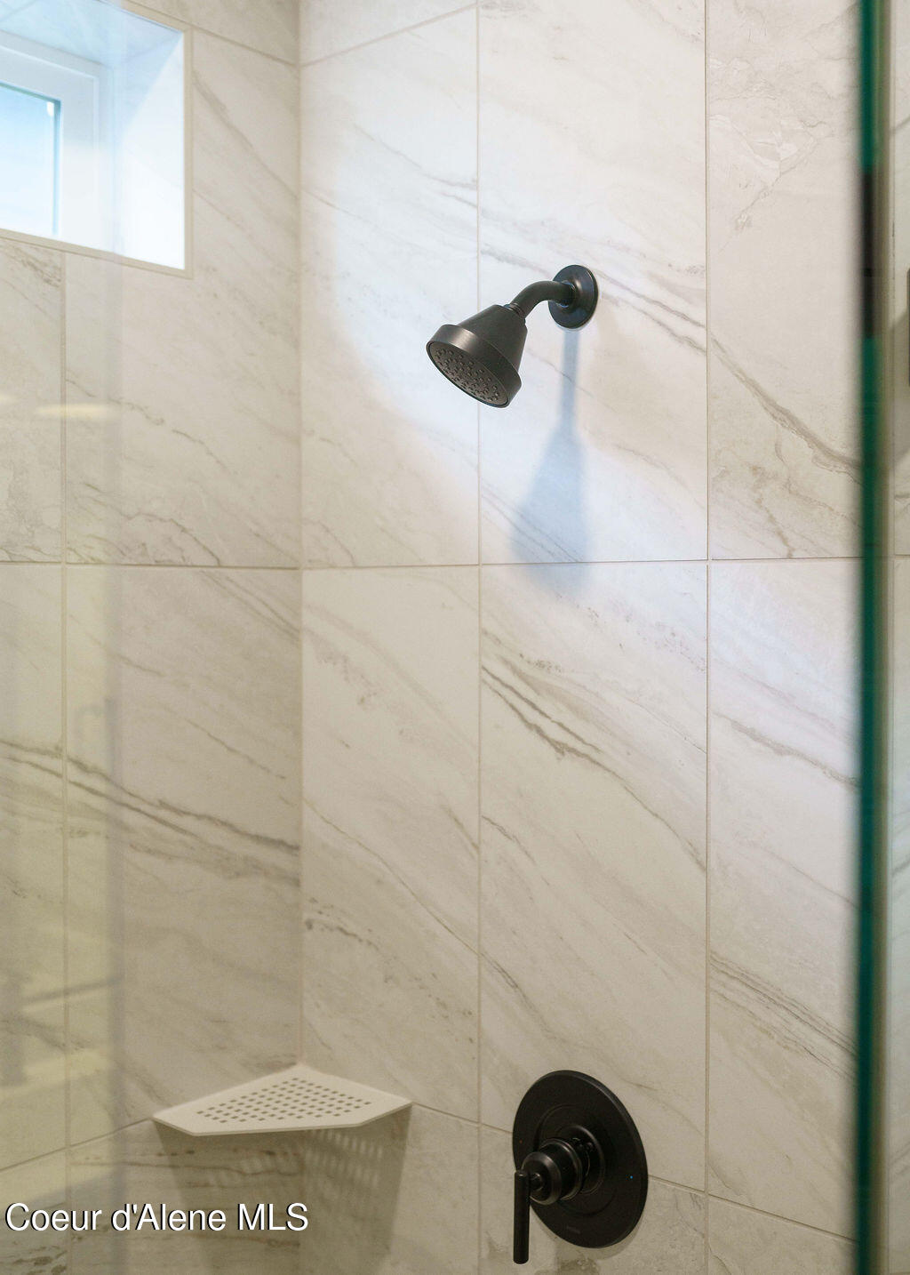 1021 W CORDGRASS AVE