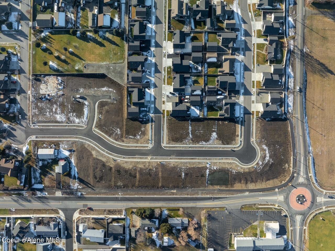 1021 W CORDGRASS AVE